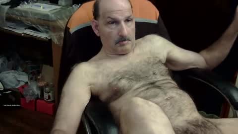 loades182025 online show from September 12, 2025, 4:56 am