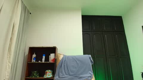 Snapshot of lobo_cockk chatting on January 19, 2025, 1:53 am edwin online show from January 19, 2025, 1:53 am