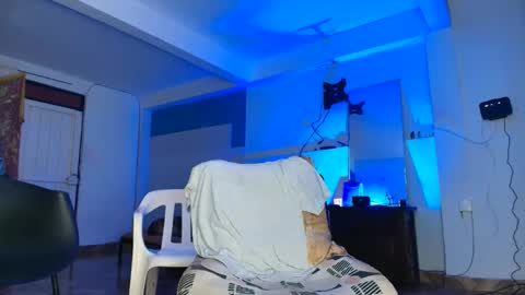 Snapshot of lobo_cockk chatting on November 4, 2025, 3:38 am edwin online show from November 4, 2025, 3:38 am