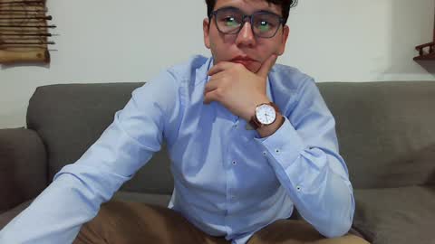 Lobo online show from January 27, 2025, 1:48 am