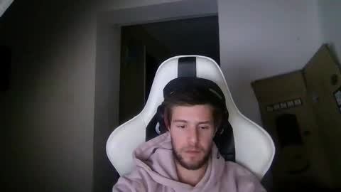 lobo online show from November 12, 2025, 11:14 pm