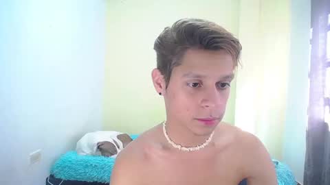 Snapshot of loganevans8 chatting on February 4, 2025, 2:21 pm Logan online show from February 4, 2025, 2:21 pm