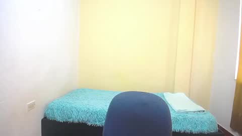 Snapshot of loganevans8 chatting on February 19, 2025, 7:05 pm Logan online show from February 19, 2025, 7:05 pm