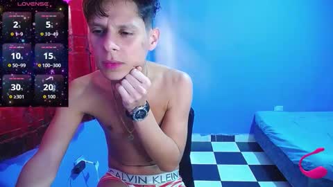 Snapshot of loganevans8 chatting on October 7, 2025, 7:11 pm Logan online show from October 7, 2025, 7:11 pm