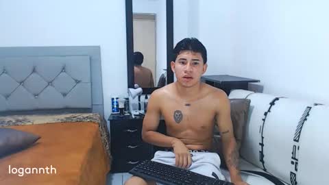 Snapshot of logannthh chatting on December 17, 2024, 7:07 am logannthh online show from December 17, 2024, 7:07 am