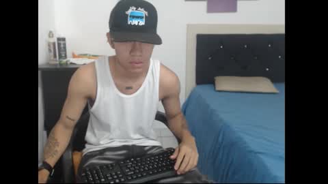 Snapshot of logannthh chatting on October 12, 2025, 7:46 pm logannthh online show from October 12, 2025, 7:46 pm