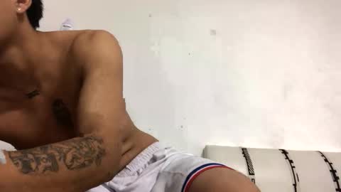 Snapshot of logannthh chatting on November 9, 2025, 11:03 pm logannthh online show from November 9, 2025, 11:03 pm