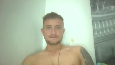 Snapshot of lokillo2703 chatting on December 19, 2025, 11:34 pm loki online show from December 19, 2025, 11:34 pm