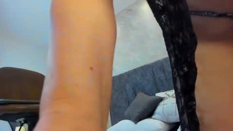 Snapshot of lola__sweet0591 chatting on September 13, 2025, 10:15 am Lola Sweet online show from September 13, 2025, 10:15 am