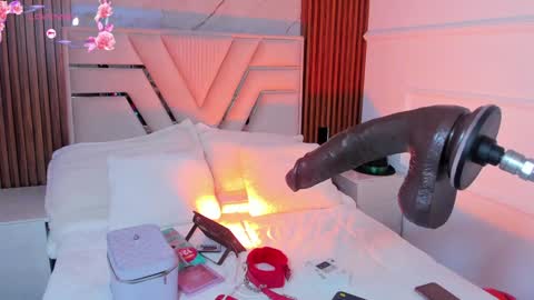 Snapshot of lolaangellx chatting on January 30, 2025, 8:21 pm Lola Angel online show from January 30, 2025, 8:21 pm