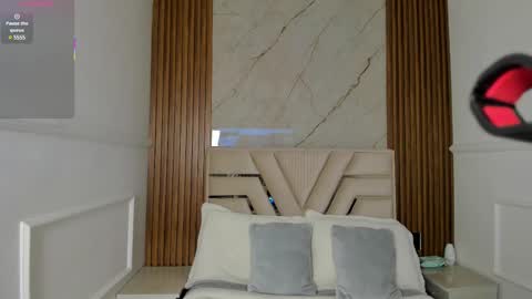 Snapshot of lolaangellx chatting on March 4, 2025, 7:43 pm Lola Angel online show from March 4, 2025, 7:43 pm