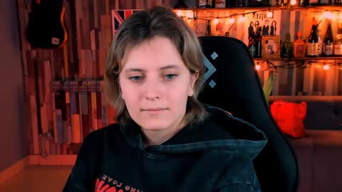 Snapshot of lolaasmus chatting on December 18, 2024, 11:56 am I consider myself the god Loki but life just calls me LOL online show from December 18, 2024, 11:56 am