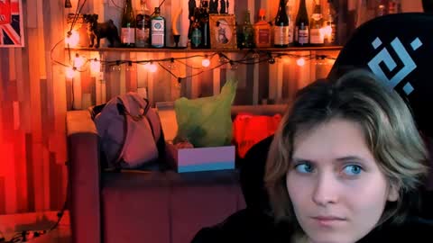 Snapshot of lolaasmus chatting on December 18, 2024, 3:11 pm I consider myself the god Loki but life just calls me LOL online show from December 18, 2024, 3:11 pm