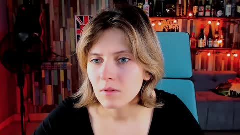 Snapshot of lolaasmus chatting on January 11, 2025, 5:10 am I consider myself the god Loki but life just calls me LOL online show from January 11, 2025, 5:10 am