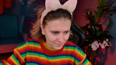 Snapshot of lolaasmus chatting on January 15, 2025, 5:08 am I consider myself the god Loki but life just calls me LOL online show from January 15, 2025, 5:08 am