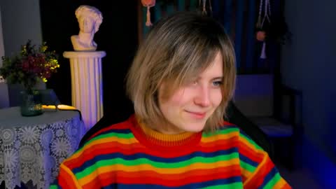 Snapshot of lolaasmus chatting on January 21, 2025, 6:11 am I consider myself the god Loki but life just calls me LOL online show from January 21, 2025, 6:11 am