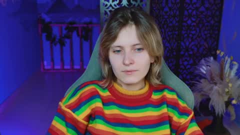 Snapshot of lolaasmus chatting on February 7, 2025, 6:24 pm I consider myself the god Loki but life just calls me LOL online show from February 7, 2025, 6:24 pm