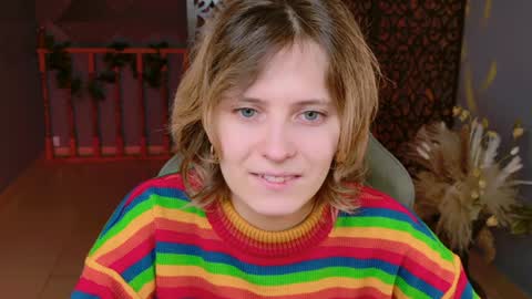 Snapshot of lolaasmus chatting on February 8, 2025, 1:11 pm I consider myself the god Loki but life just calls me LOL online show from February 8, 2025, 1:11 pm