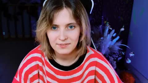 Snapshot of lolaasmus chatting on February 15, 2025, 8:11 am I consider myself the god Loki but life just calls me LOL online show from February 15, 2025, 8:11 am