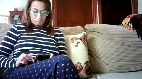 Snapshot of lolahueso chatting on February 19, 2025, 9:28 am LOLA HUESO y ERIC online show from February 19, 2025, 9:28 am