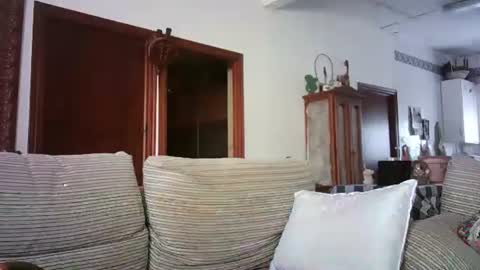 Snapshot of lolahueso chatting on February 24, 2025, 9:21 am LOLA HUESO y ERIC online show from February 24, 2025, 9:21 am