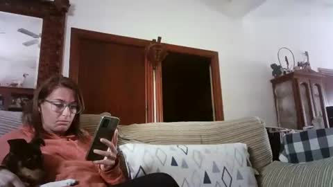 Snapshot of lolahueso chatting on March 2, 2025, 12:54 pm LOLA HUESO y ERIC online show from March 2, 2025, 12:54 pm