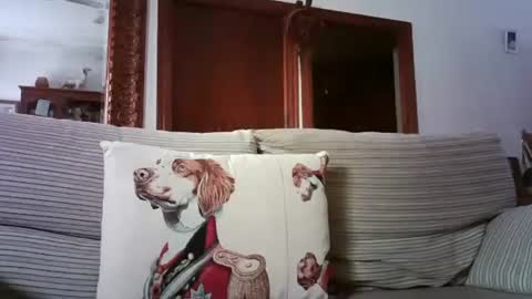 Snapshot of lolahueso chatting on March 11, 2025, 8:41 am LOLA HUESO y ERIC online show from March 11, 2025, 8:41 am