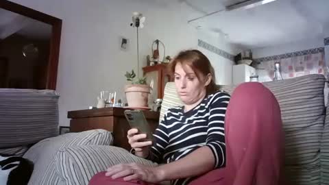 Snapshot of lolahueso chatting on September 25, 2025, 8:51 am LOLA HUESO y ERIC online show from September 25, 2025, 8:51 am