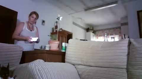 Snapshot of lolahueso chatting on October 12, 2025, 8:57 am LOLA HUESO y ERIC online show from October 12, 2025, 8:57 am