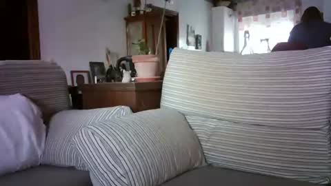 Snapshot of lolahueso chatting on November 9, 2025, 9:18 am LOLA HUESO y ERIC online show from November 9, 2025, 9:18 am