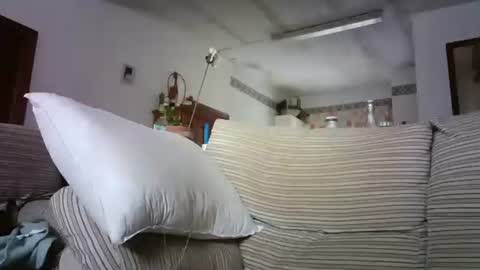 Snapshot of lolahueso chatting on November 12, 2025, 10:04 am LOLA HUESO y ERIC online show from November 12, 2025, 10:04 am