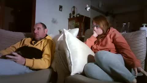 Snapshot of lolahueso chatting on November 14, 2025, 10:07 pm LOLA HUESO y ERIC online show from November 14, 2025, 10:07 pm