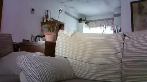 Snapshot of lolahueso chatting on November 17, 2025, 9:15 am LOLA HUESO y ERIC online show from November 17, 2025, 9:15 am