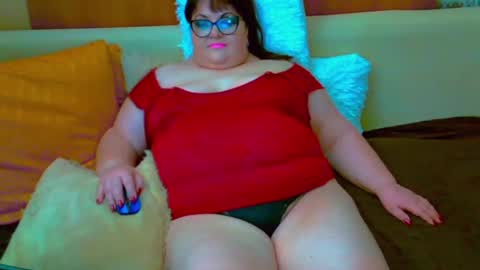 Snapshot of lolalove999 chatting on February 2, 2025, 4:32 pm lolalove999 online show from February 2, 2025, 4:32 pm