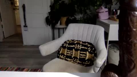 Snapshot of lolalustful chatting on January 31, 2025, 9:37 pm Lola Lustful online show from January 31, 2025, 9:37 pm