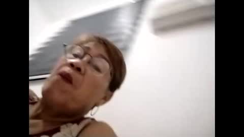 tey online show from September 19, 2025, 8:27 am