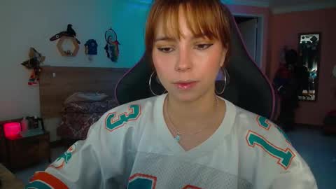 Lola doll online show from October 22, 2025, 4:18 pm