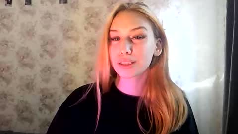 Snapshot of lollalakiss chatting on October 14, 2025, 4:13 am LollaLaKiss online show from October 14, 2025, 4:13 am