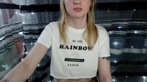 Lisa online show from February 2, 2025, 1:19 pm