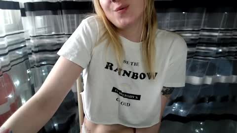 Lisa online show from February 11, 2025, 10:37 am