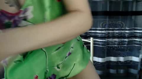 Lisa online show from October 19, 2025, 7:20 am