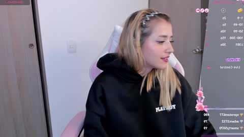 Lolly  online show from December 31, 2024, 4:27 am