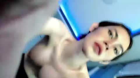 Snapshot of lolly_lips69 chatting on December 29, 2024, 4:51 pm hana online show from December 29, 2024, 4:51 pm