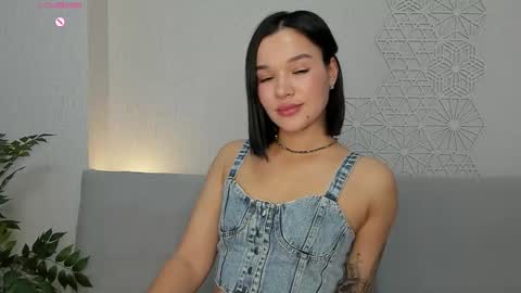 Snapshot of lolly_turner chatting on November 10, 2025, 2:43 am lolly_turner online show from November 10, 2025, 2:43 am