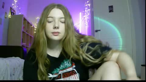 Lilly online show from December 20, 2024, 6:02 pm