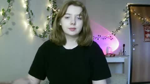 Lilly online show from February 16, 2025, 2:43 pm