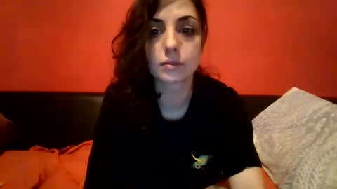 lolyrabbit online show from November 9, 2025, 7:45 pm