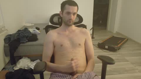 londonboy918070 online show from March 1, 2025, 12:12 pm