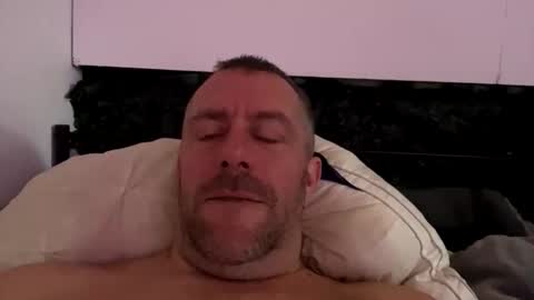 Snapshot of londonsbigbenxxx chatting on October 3, 2025, 9:06 am londonsbigbenxxx online show from October 3, 2025, 9:06 am