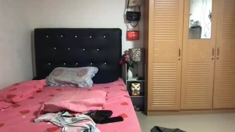 TOPwithEXTRABiG online show from December 4, 2025, 8:12 am